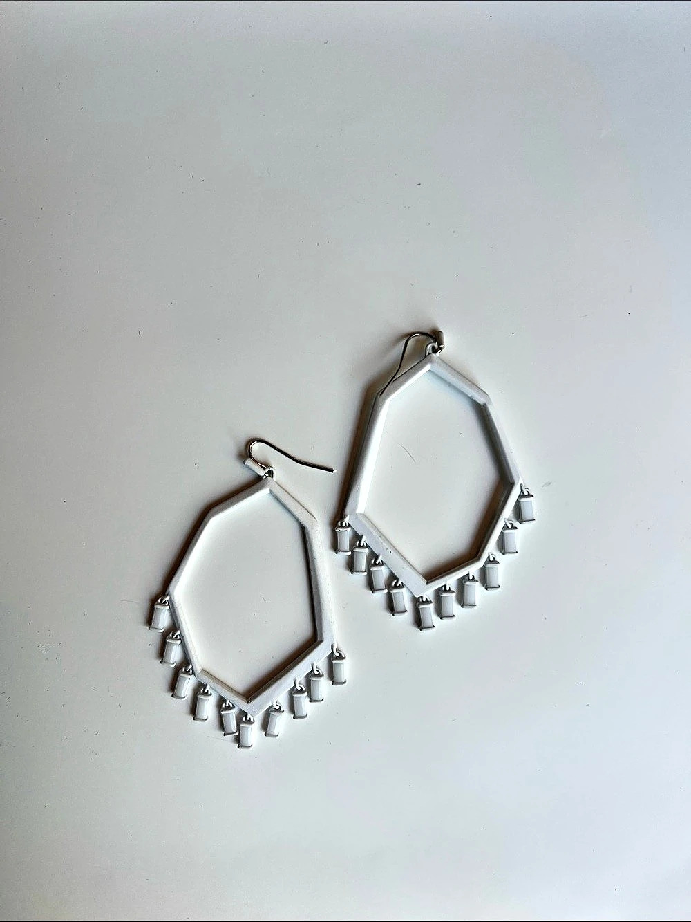 Kendra Scott white Drop Earrings